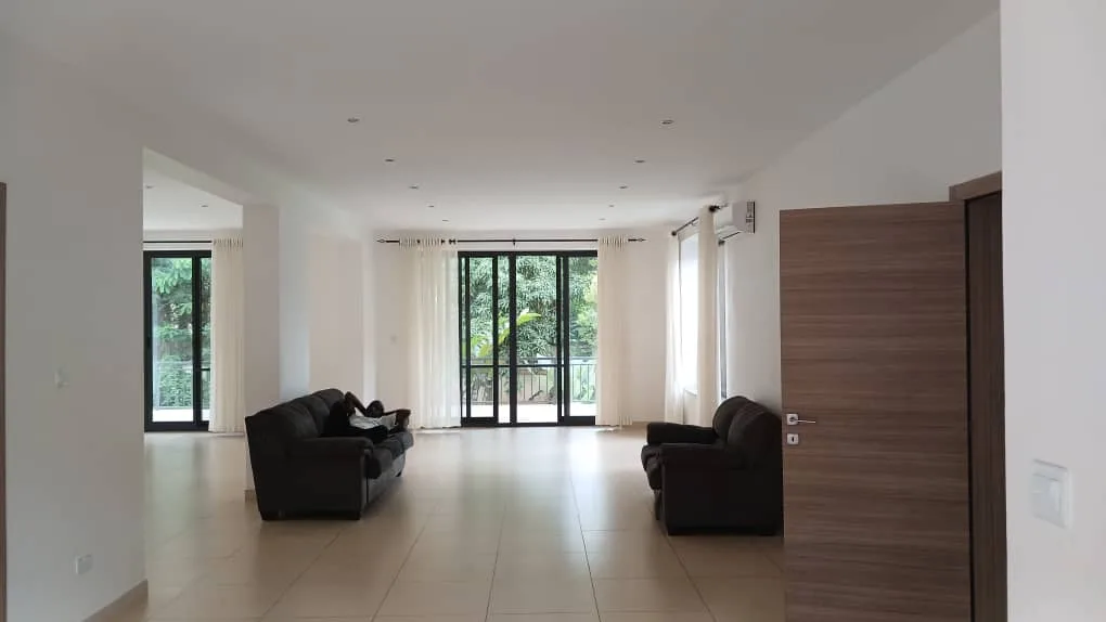Prime Property in Kololo For Sale
