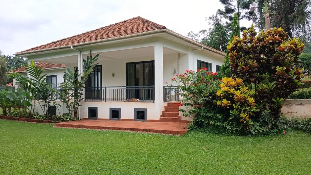 Prime Property in Kololo For Sale